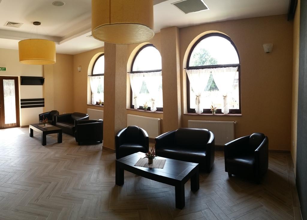 Pensiunea Berna Bacău Exteriör bild
